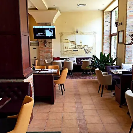 Family Chiplakoff فندق 3*