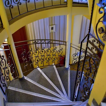 Hotel Family Chiplakoff 3*