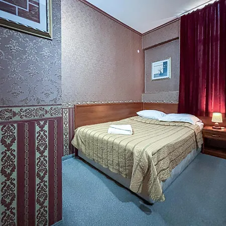 Family Chiplakoff 3* בורגאס